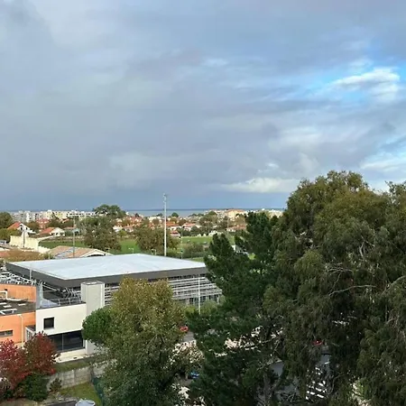 Lägenhet Bright Near And Center *